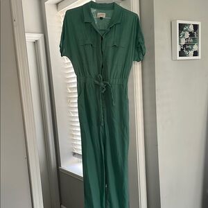 Universal Thread Green Collared Jumpsuit with Tie Waist
